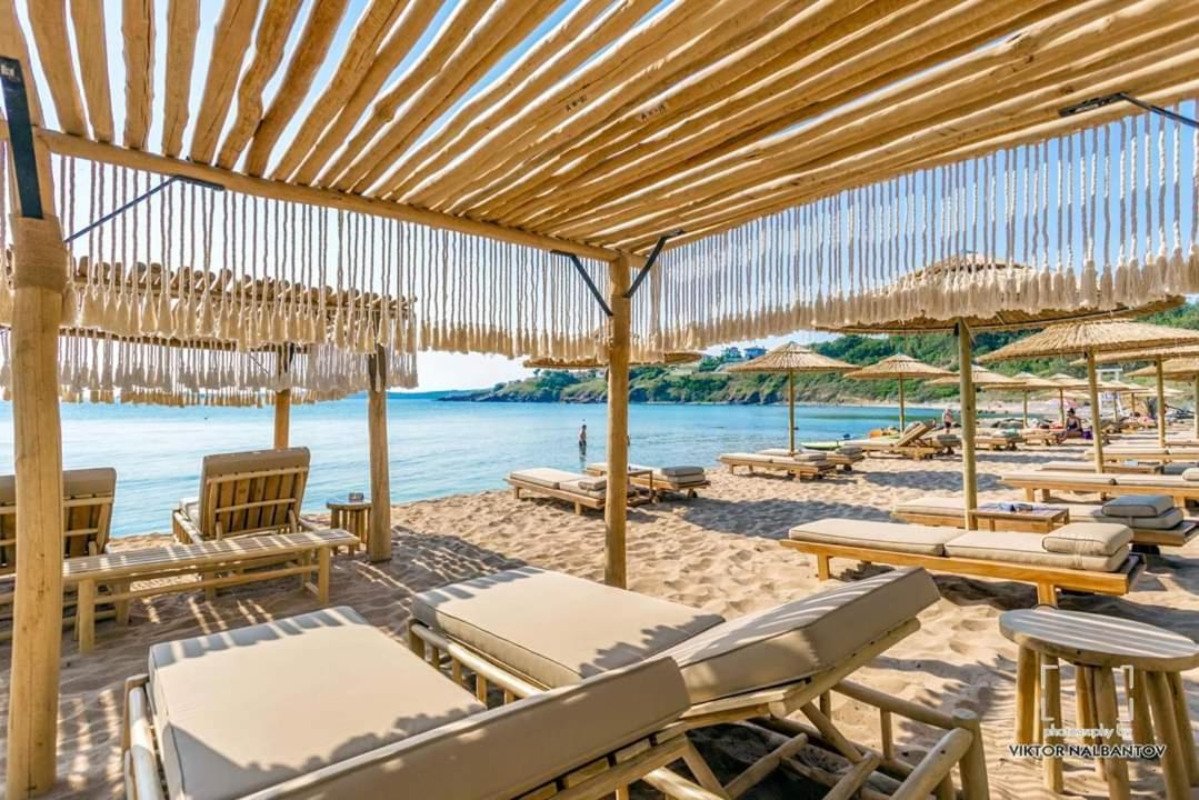 Апартаменти July'S Island Deluxe Черноморець Екстер'єр фото